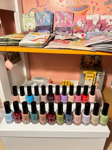 مناكير مجموعه c ريال بيوتي