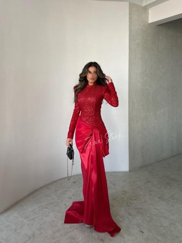 فستان سهرة احمر ترتر بقصة فيونكة منخفضة