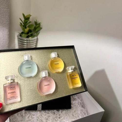 طقم عطور شانيل للشعر للشنطه