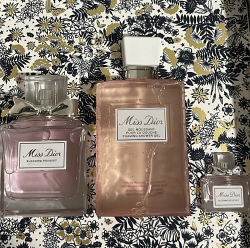 مجموعة مس ديور مع العطر مع كامل الملحقات