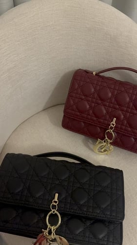 DIOR M