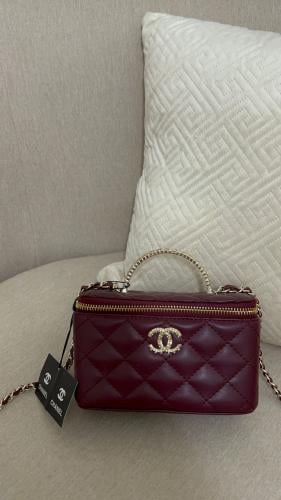 CHANEL CLASSIC