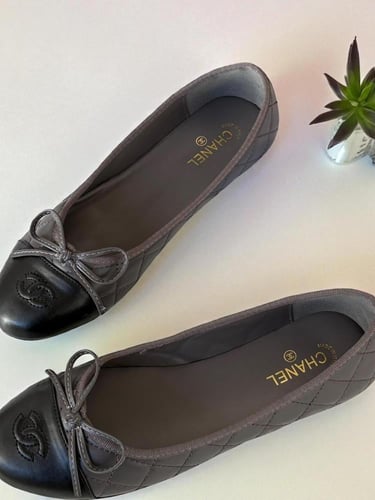 CHANEL FLAT