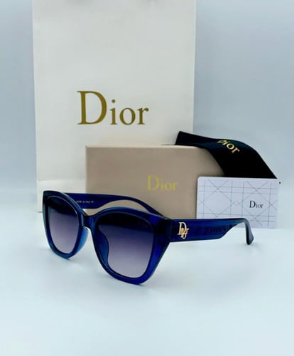 DIOR