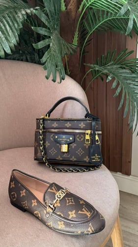 LOUIS VUTTION COLLECTION