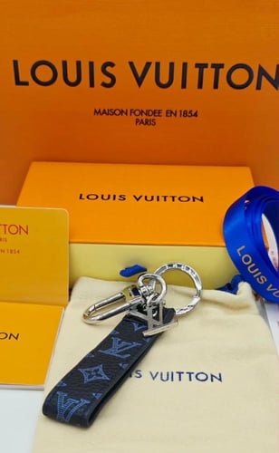 LOUIS CUTTION