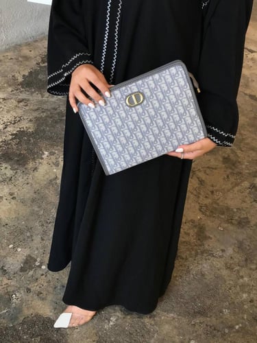 باوتش DIOR