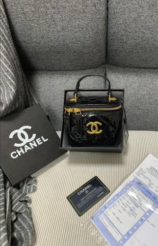 CHANEL MINI