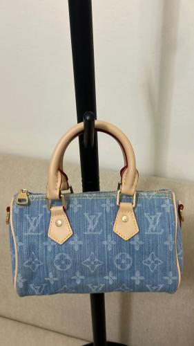 LOUIS VUTTION BLUE