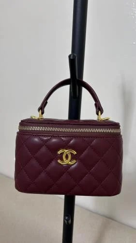 CHANEL MAKE UP