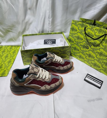 GUCCI