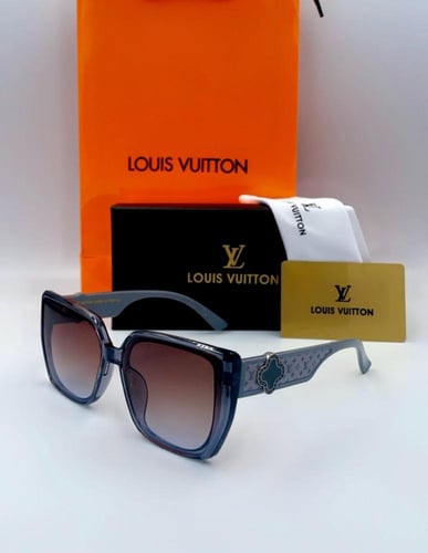 LOUIS VUTTION