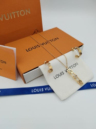 LOUIS VUTTION