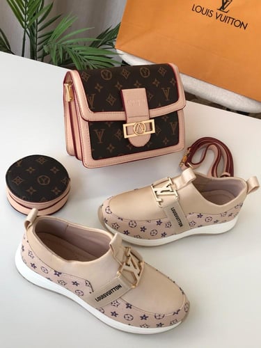 LOUIS VUTTION COLLECTION