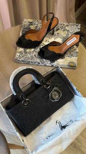 COLLECTION COACH