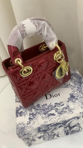 DIOR BRIGHT