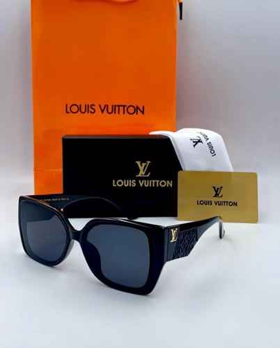 LOUIS VUTTION