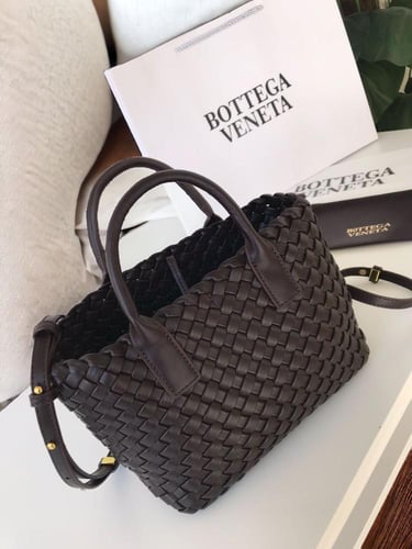 BOTTEGA VENETA