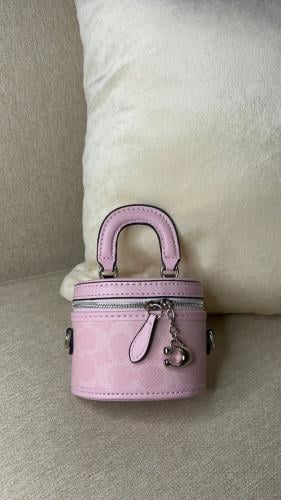 COACH MINI PINK