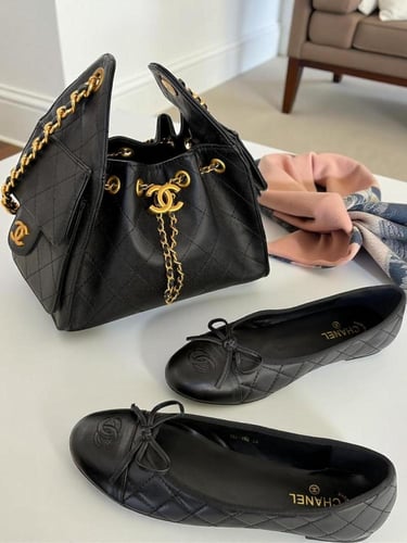 CHANEL COLLECTION