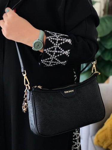 DKNY