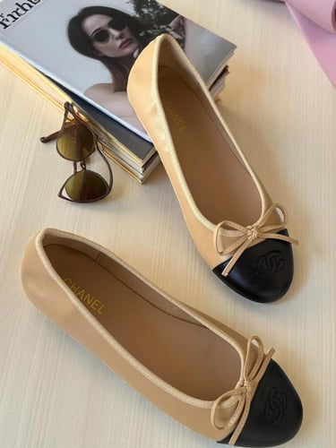 CHANEL FLAT