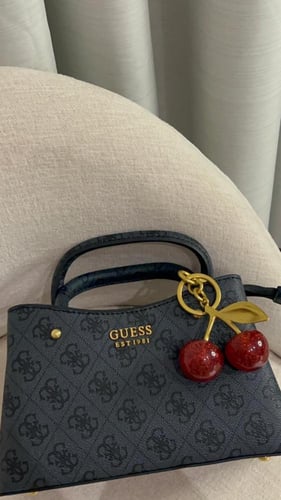 GUESS black