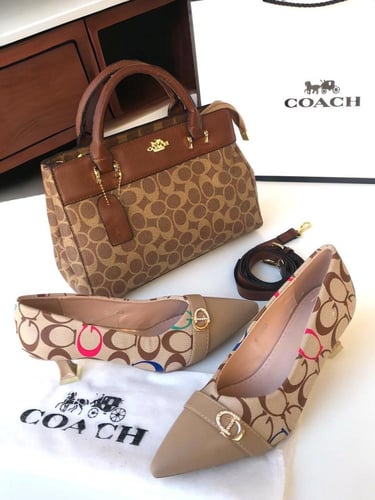 COACH COLLECTION