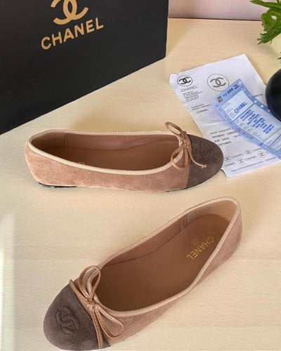 CHANEL FLAT