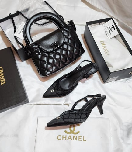 CHANEL COLLECTION