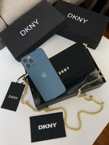 DKNY