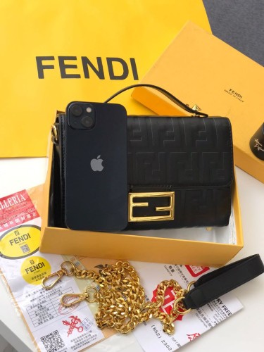 FENDI MINI.