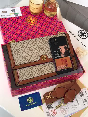 TORY BURCH