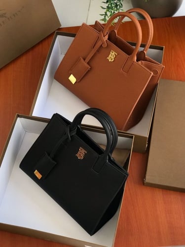 BURBERRY NEW COLLECTION