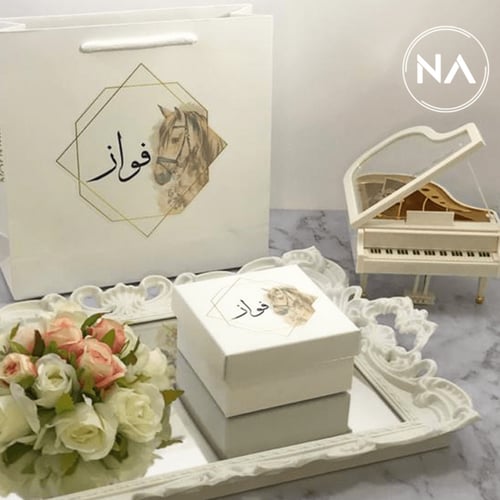 بوكس شمع معطر + كيس بثيم حصان