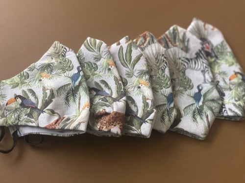 كمامة قماشية على شكل ادغال #87