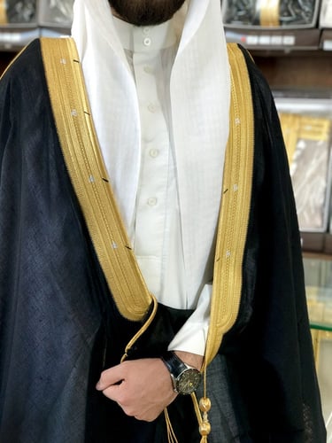 بشت رجالي ملكي رسمي لون أسود دقة ملكيه قماش صوف 80...