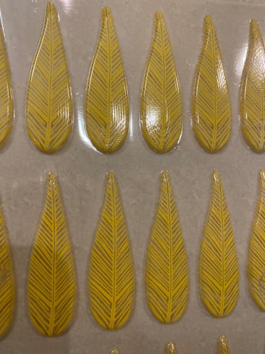 استكرات شكولاته شكل ورق شجر 18 حبه