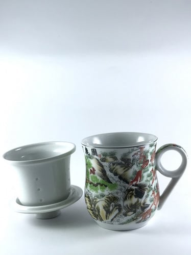 كوب شاي مكون من 3 قطع مزخرف بصورة الغزال