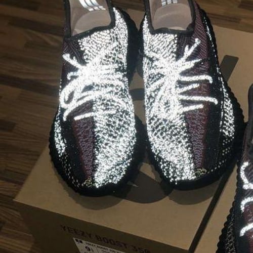 تسليم فوري adidas yeezy boost 350 V2 yecheil refle...