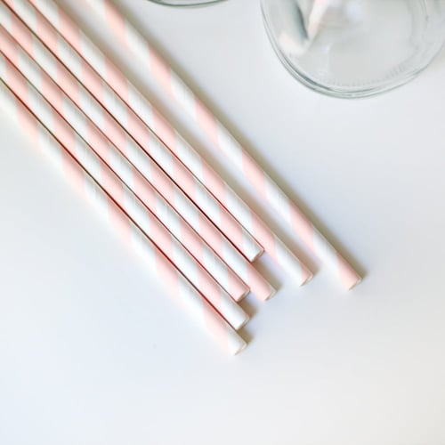 مزاز ورقي للحفلات \ 25 حبة