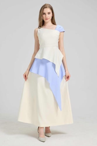 طقم بلوزه وتنورة سماوي وبيج