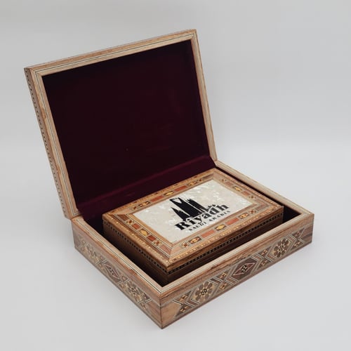 طقم 3 صناديق صناعه سورية مع قشرة خشب طبيعي وكتابة...