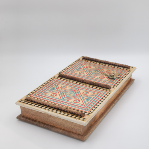 صندوق خشبي تراثي كلاسيك على شكل باب نجدي باللون ال...