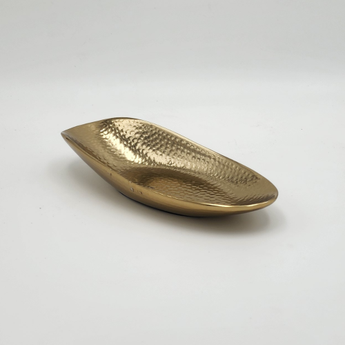 صحن تقديم ذهبي فاخر بتصميم عصري