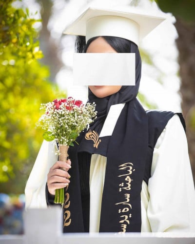 عباية تخرج أنيقة