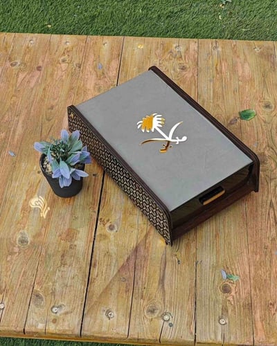 درع شكر وتقدير مع بوكس فخم