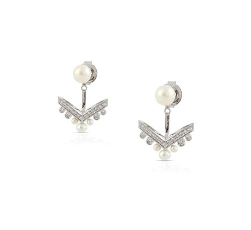 حلق ذهب عيار 18 تصميم عالمي