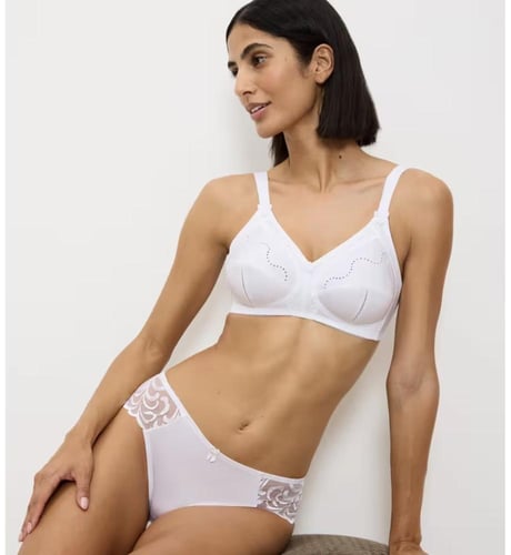 حمالة صدر بدون حديدة من Triumph - 10004928