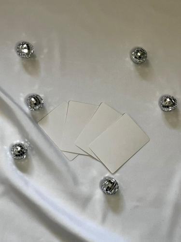 ورق لعب بتصميمك الخاص